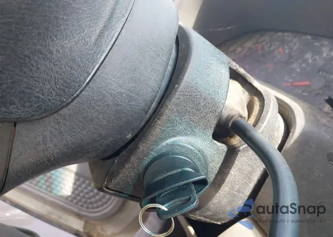 1999 Ford F-250 Lariat/Xl/Xlt z USA, uszkodzony, nr VIN 1FDNF21L1XEE51732